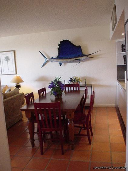 1800 Atlantic Suites Key West Restaurant photo