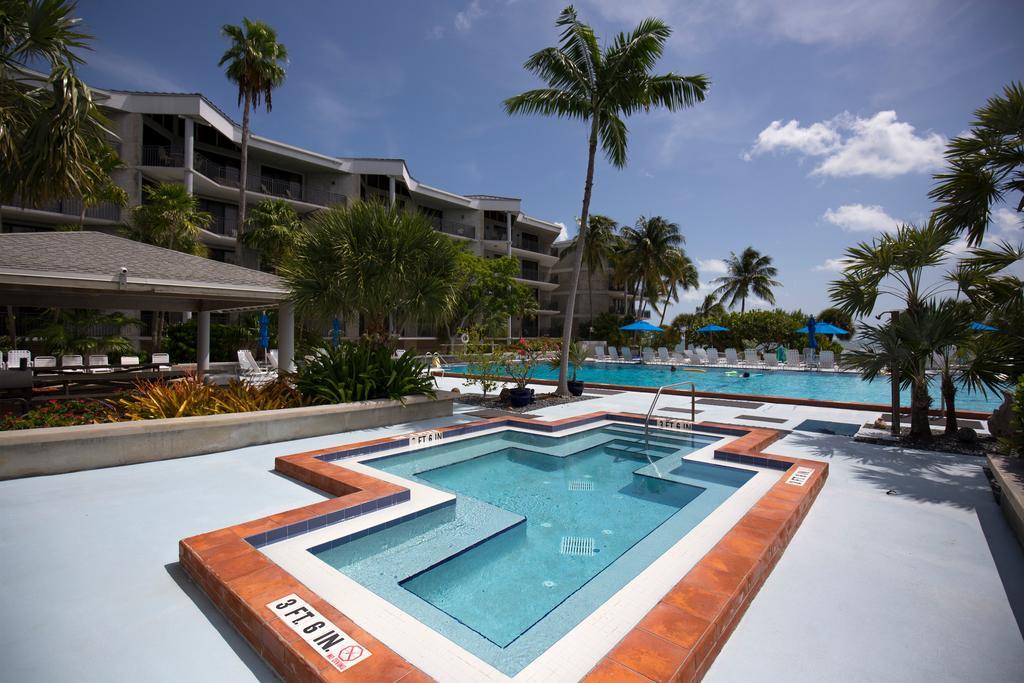 1800 Atlantic Suites Key West Exterior photo