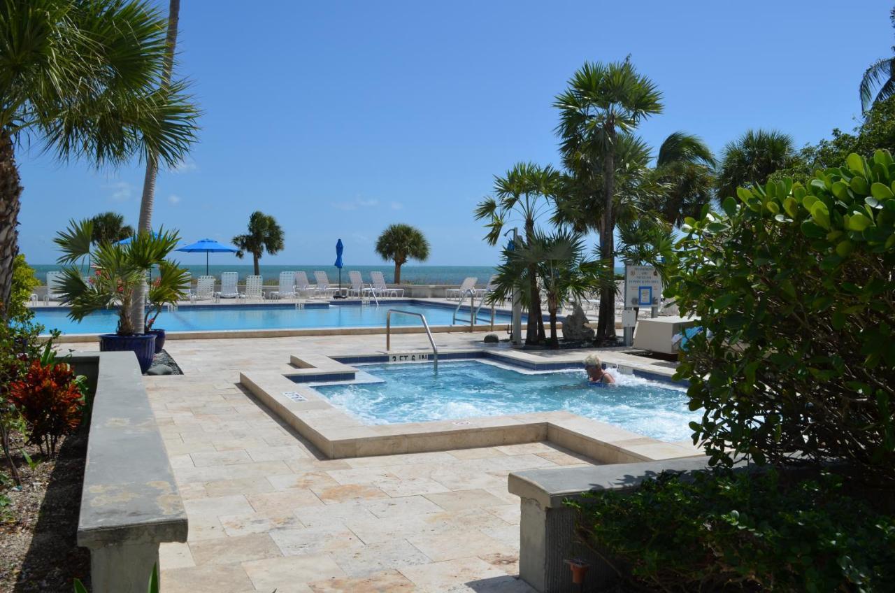 1800 Atlantic Suites Key West Exterior photo